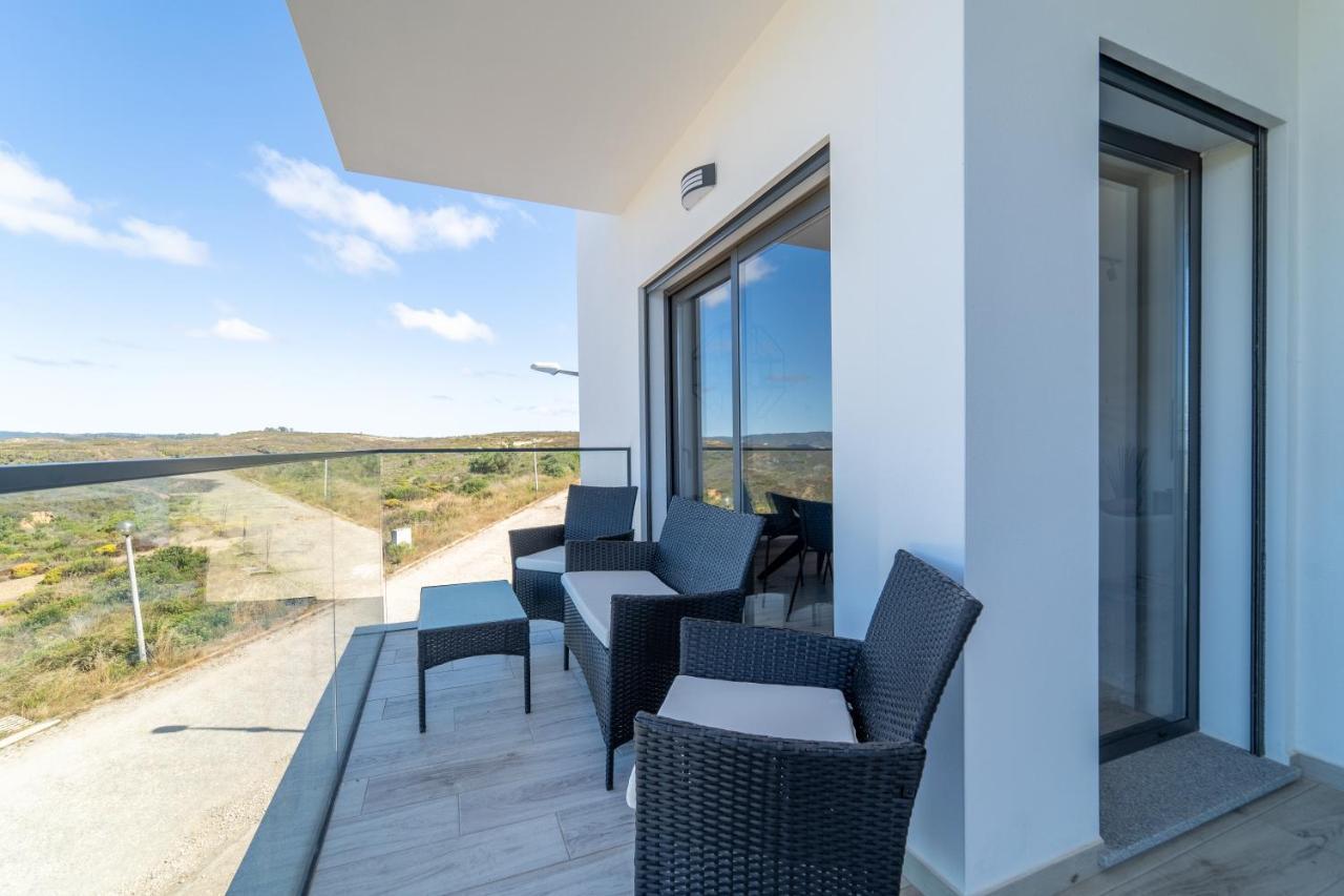 A Gaivota - Walking Distance To Monte Clerigo And Amoreira Beaches Apartamento *
