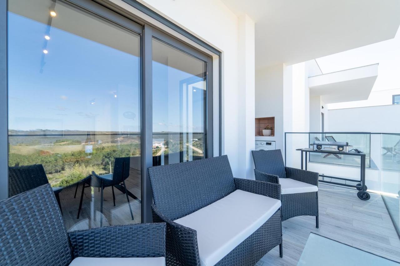 Apartamento A Gaivota - Walking Distance To Monte Clerigo And Amoreira Beaches *