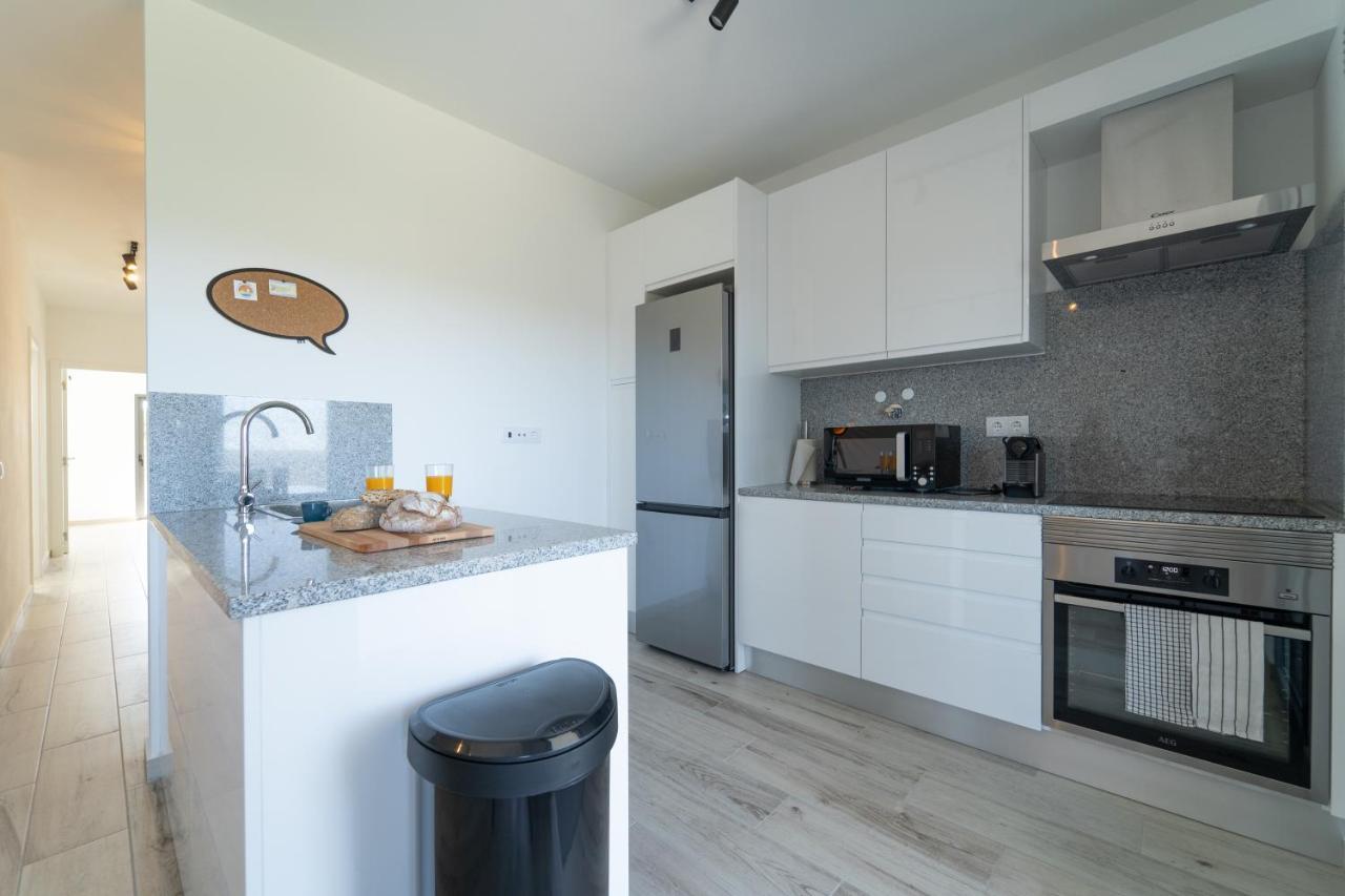 Apartamento A Gaivota - Walking Distance To Monte Clerigo And Amoreira Beaches