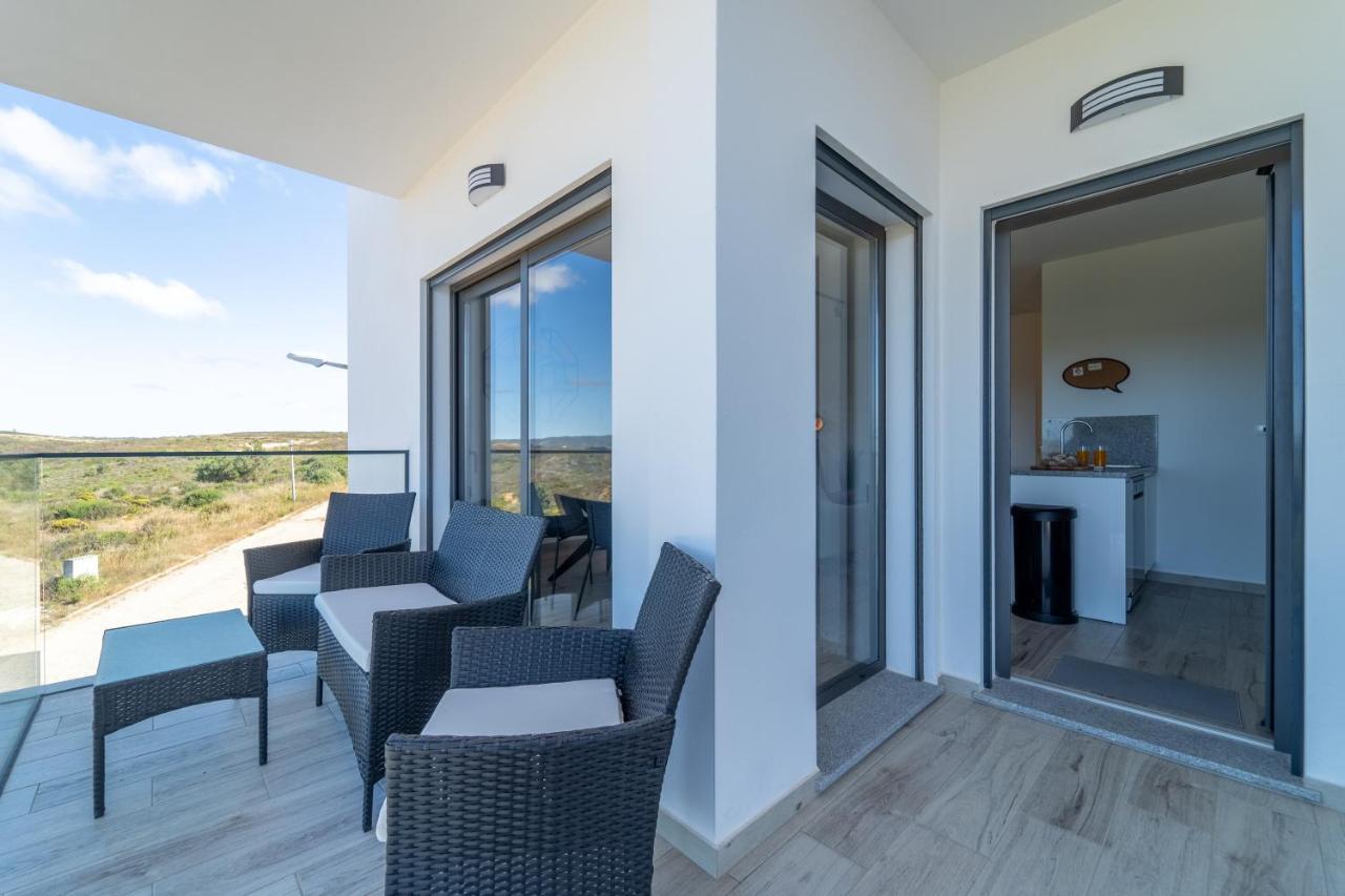 Apartment A Gaivota - Walking Distance To Monte Clerigo And Amoreira Beaches Aljezur